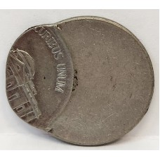 UNITED STATES OF AMERICA 1999 . NICKEL . ERROR . MIS-STRIKE . OFF CENTRE